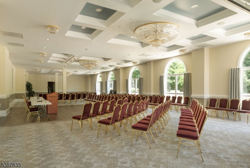 Fox Hills - Residential