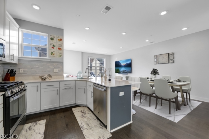 Collection at Morris Plains - Residential