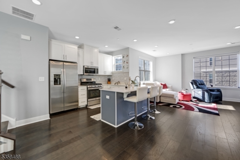 Collection at Morris Plains - Residential