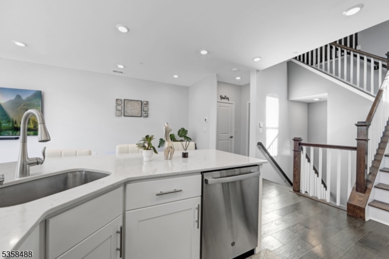 Collection at Morris Plains - Residential