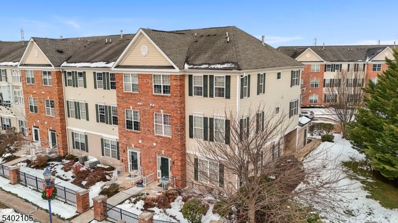 South Bound Brook Boro, New Jersey 08880, United States, 3 Bedrooms Bedrooms, ,3 BathroomsBathrooms,Residential,Active,257486