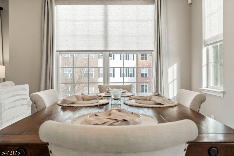 South Bound Brook Boro, New Jersey 08880, United States, 3 Bedrooms Bedrooms, ,3 BathroomsBathrooms,Residential,Active,257486