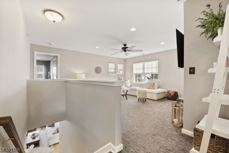 South Bound Brook Boro, New Jersey 08880, United States, 3 Bedrooms Bedrooms, ,3 BathroomsBathrooms,Residential,Active,257486