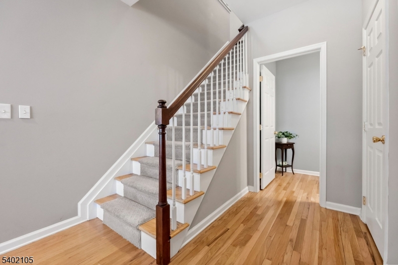 South Bound Brook Boro, New Jersey 08880, United States, 3 Bedrooms Bedrooms, ,3 BathroomsBathrooms,Residential,Active,257486