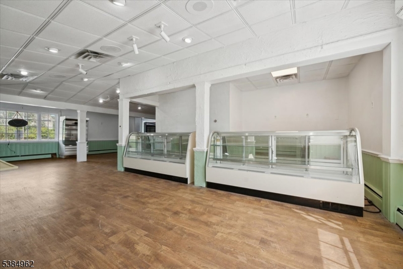 Readington Twp., New Jersey 08876, United States, ,Residential,Active,210438