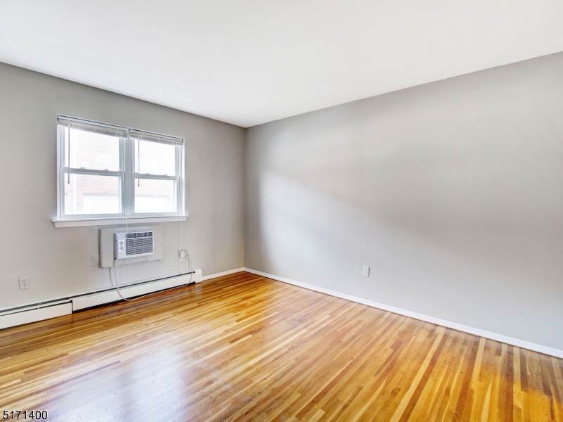 Mountain Club - Residential Lease