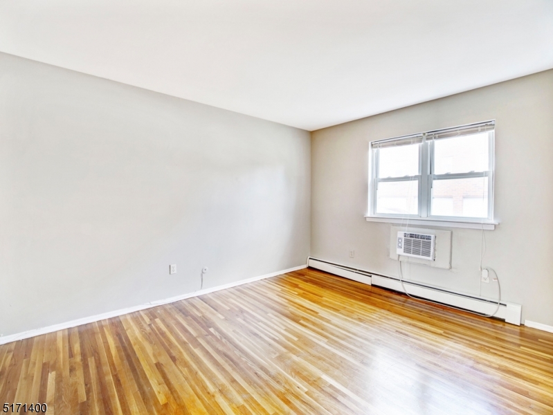 Mountain Club - Residential Lease