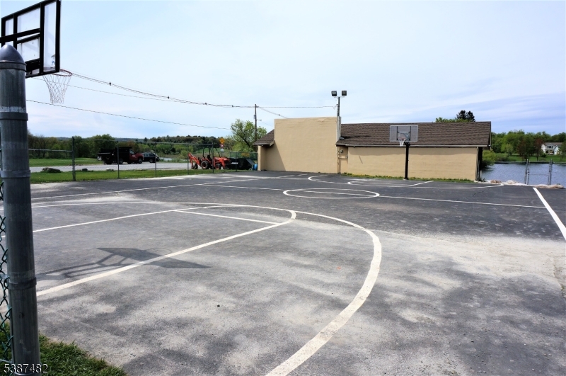 Holiday Lake - Residential Lease