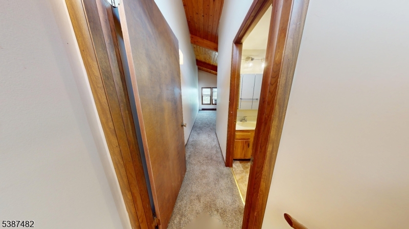 Holiday Lake - Residential Lease