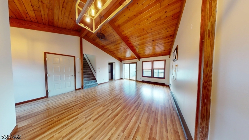 Holiday Lake - Residential Lease