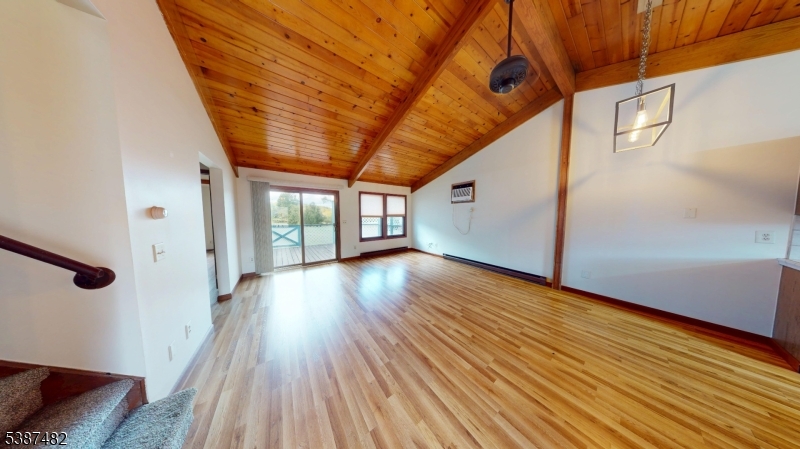 Holiday Lake - Residential Lease