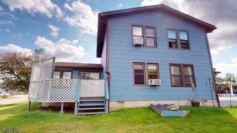 Holiday Lake - Residential Lease