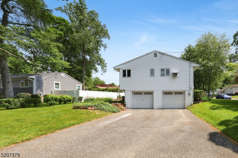 White Beeches - Residential