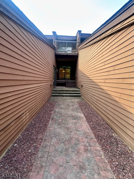 Clinton Twp., New Jersey 08801, United States, 1 Bedroom Bedrooms, ,1 BathroomBathrooms,Residential,Pending,100811