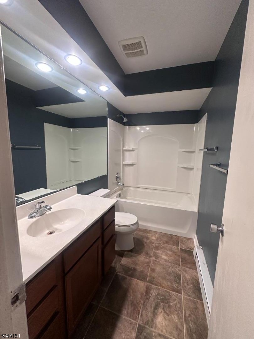 Clinton Twp., New Jersey 08801, United States, 1 Bedroom Bedrooms, ,1 BathroomBathrooms,Residential,Pending,100811