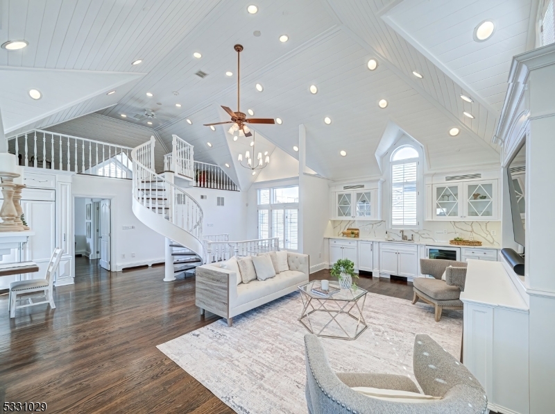 Silver Beach - Residential