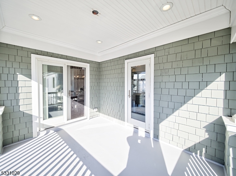 Silver Beach - Residential