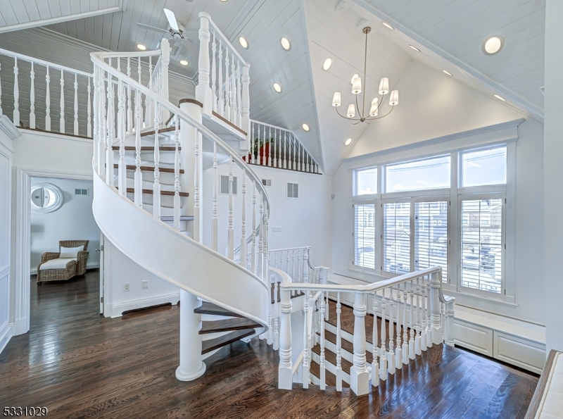 Silver Beach - Residential