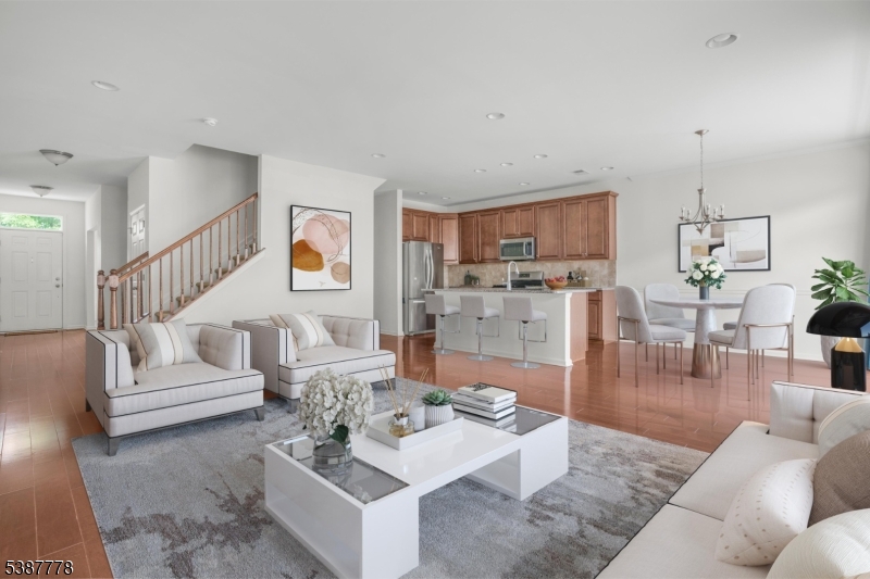 MONTGOMERY RIDGE - Residential