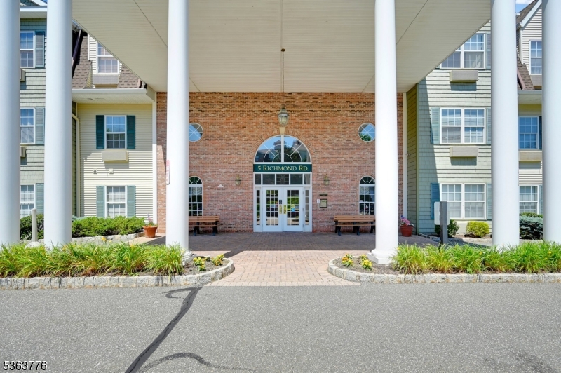 Bald Eagle - Residential