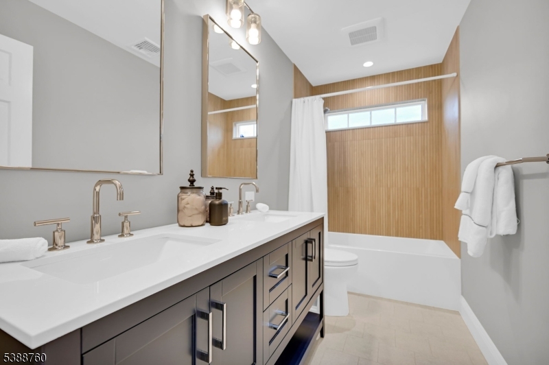 Reservoir Ridge - Residential