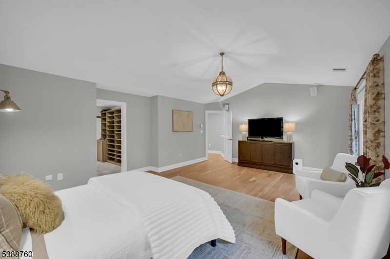 Reservoir Ridge - Residential