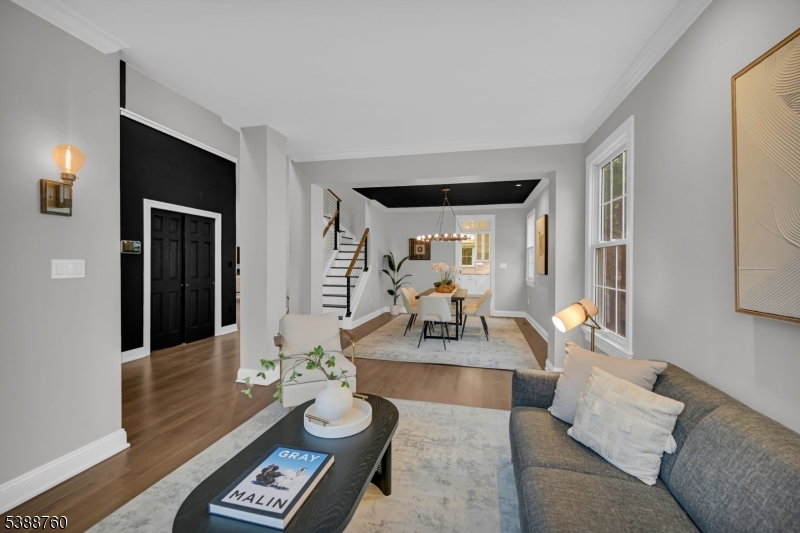 Reservoir Ridge - Residential