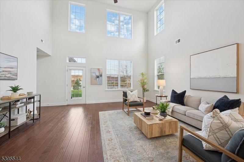 Regency at Flanders - Residential