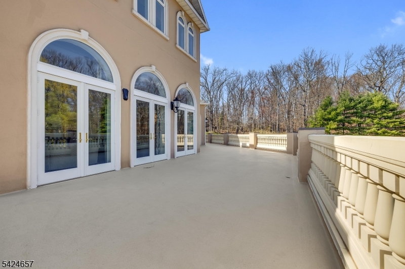 Fox Hills - Residential