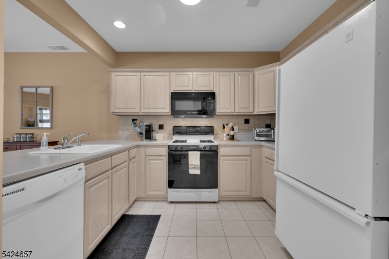 Fox Hills - Residential