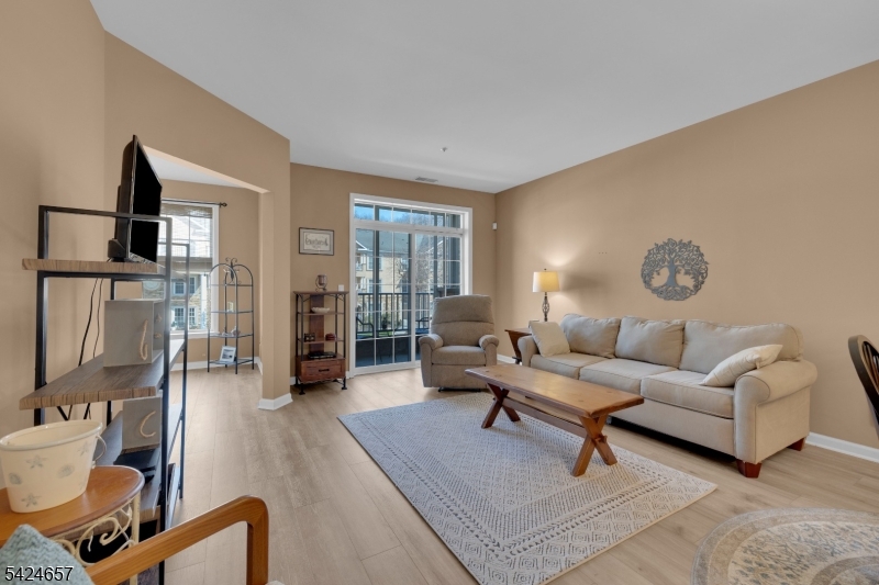 Fox Hills - Residential