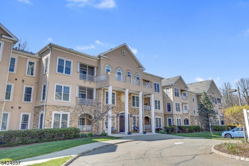 Fox Hills - Residential