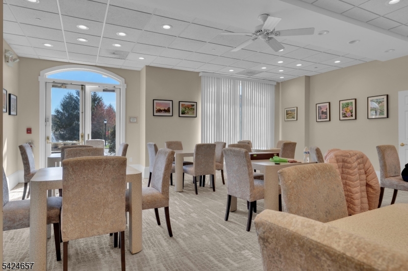 Fox Hills - Residential