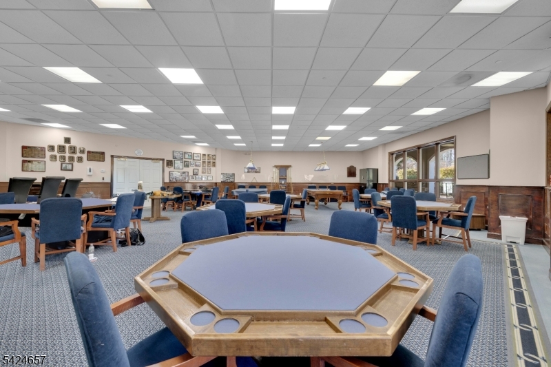 Fox Hills - Residential