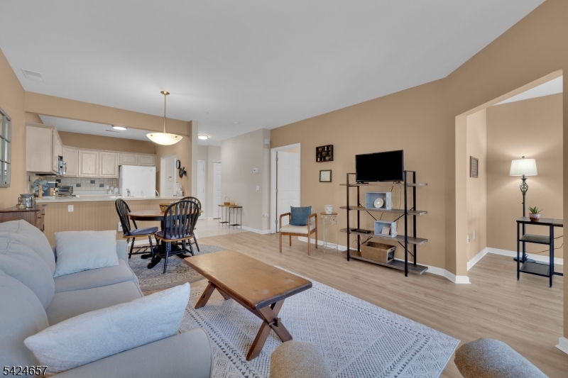 Fox Hills - Residential