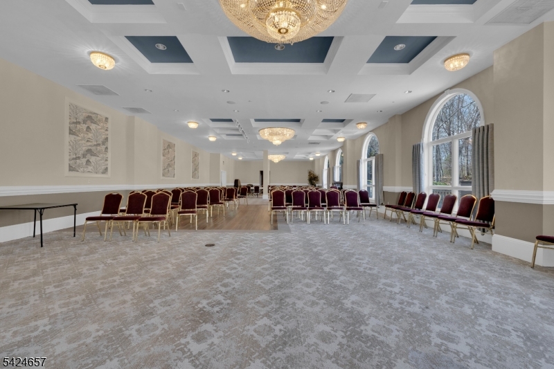 Fox Hills - Residential