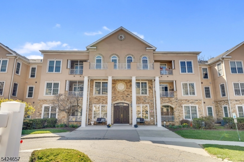 Fox Hills - Residential