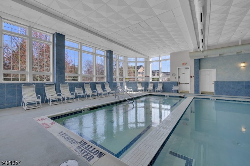 Fox Hills - Residential