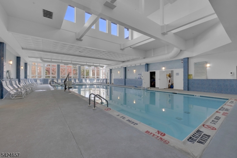 Fox Hills - Residential