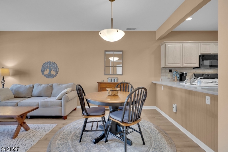 Fox Hills - Residential