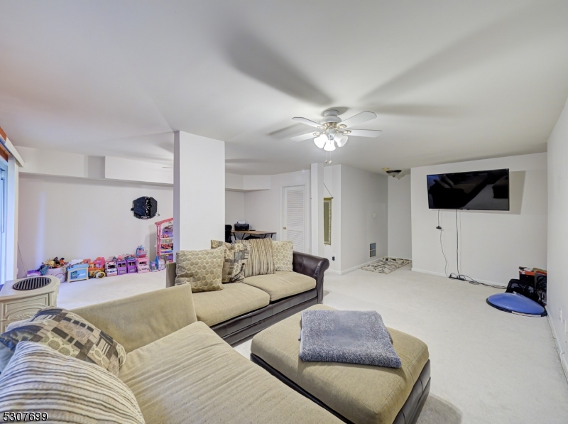 Alton Place - Residential