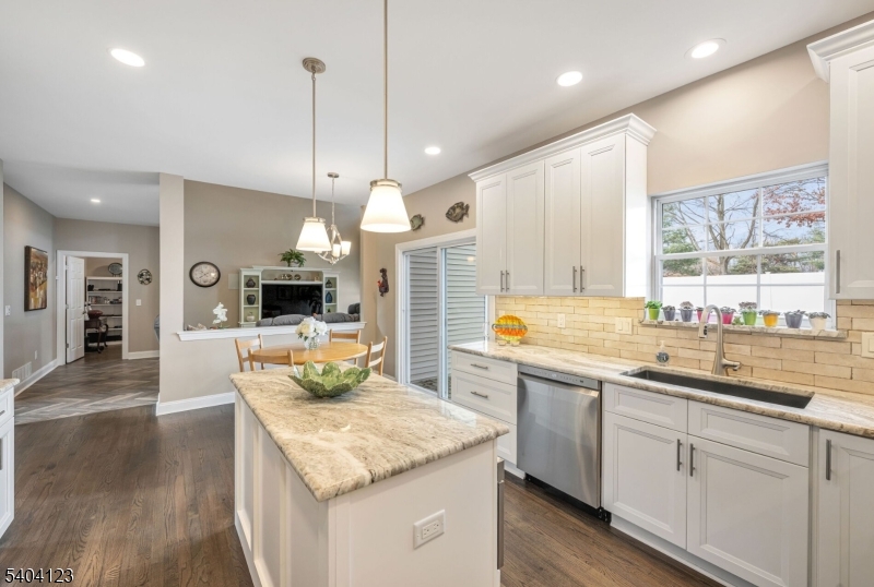 THE PEAKS - Residential