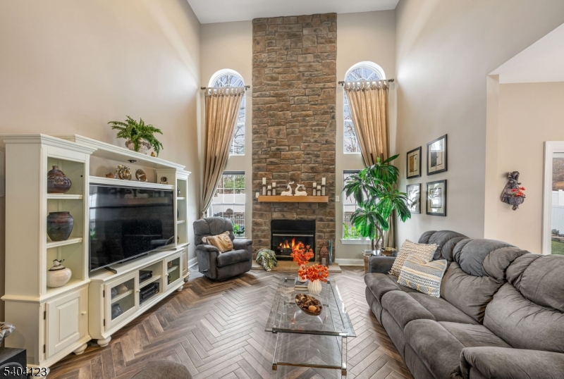 THE PEAKS - Residential