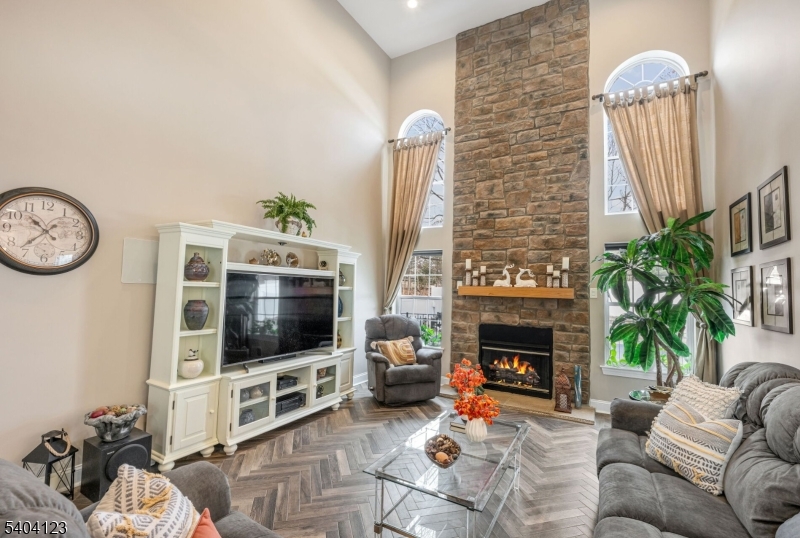 THE PEAKS - Residential