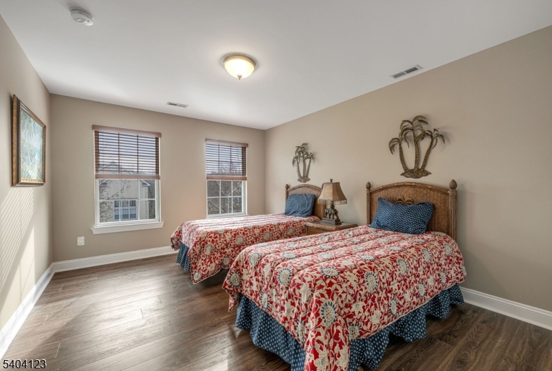 THE PEAKS - Residential