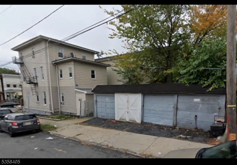 192 Summer Ave