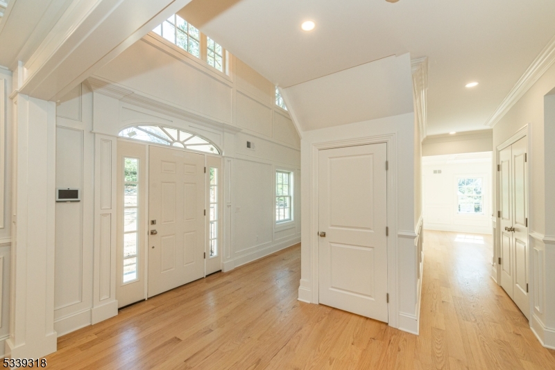 132 Rensselaer Rd