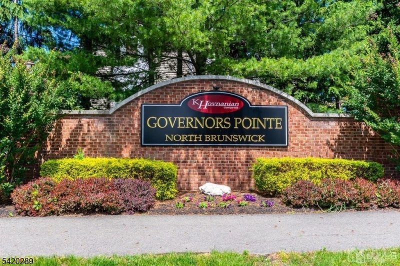 Governors Pointe 2 - Residential