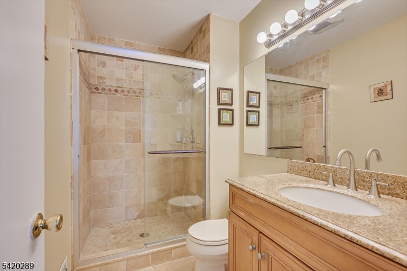 Governors Pointe 2 - Residential