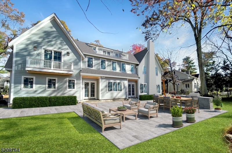 Rolling Hill - Residential